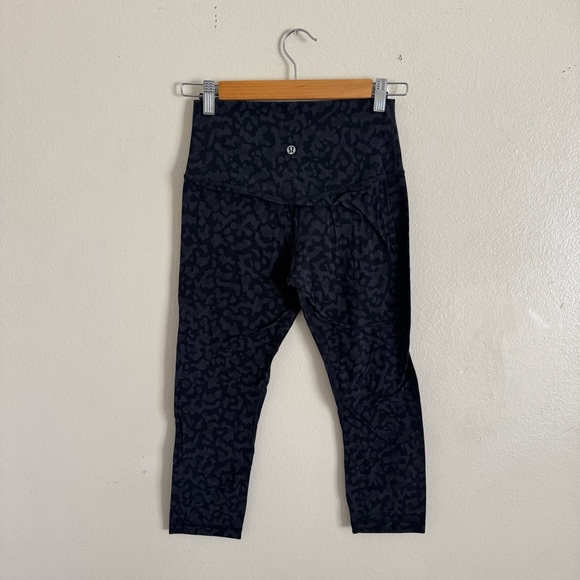 Lululemon Align Crop 21 Formation Camo Deep Coal Multi 6 - Picture 8 of 11